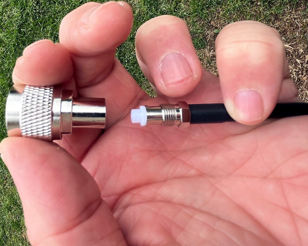 27Mhz CB Antenna 32cm Long With Magnetic Base, Lead, Plug And Adaptor