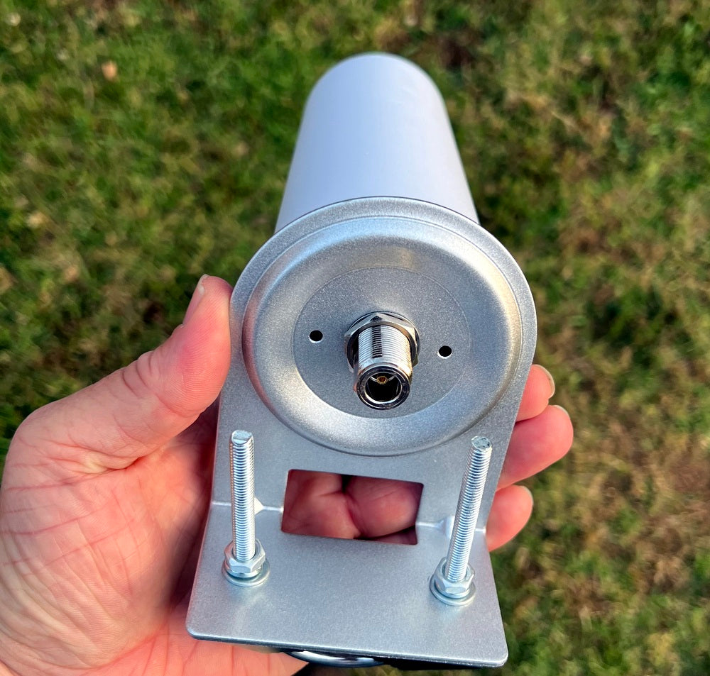Base Station Mobile Phone & WiFi Antenna 698-6000Mhz Complete with Mounts and N-Type Connector