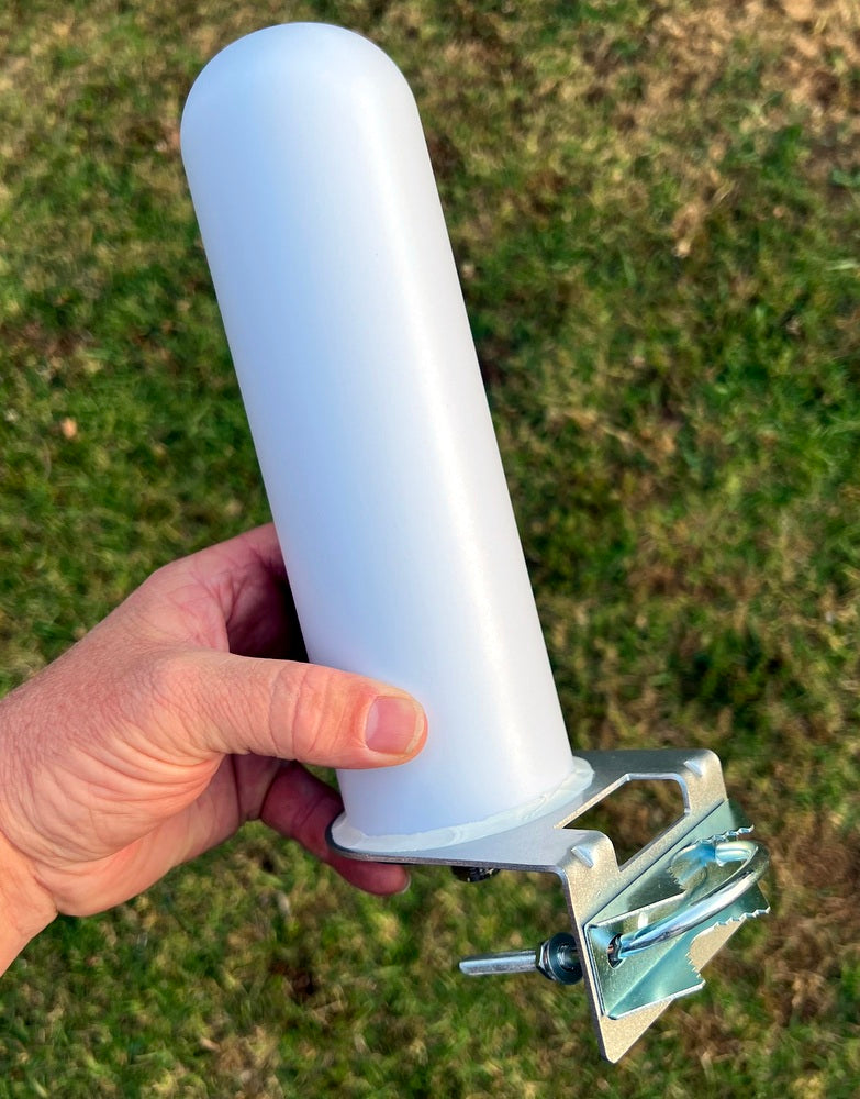 Base Station Mobile Phone & WiFi Antenna 698-6000Mhz Complete with Mounts and N-Type Connector
