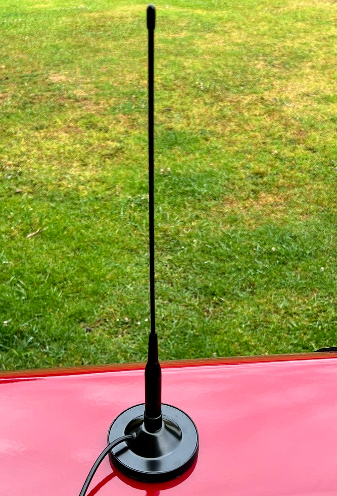 Dual Band 144 & 430Mhz Antenna "ONLY 40cm LONG" With Magnetic Base, Lead, Plug And Adaptor