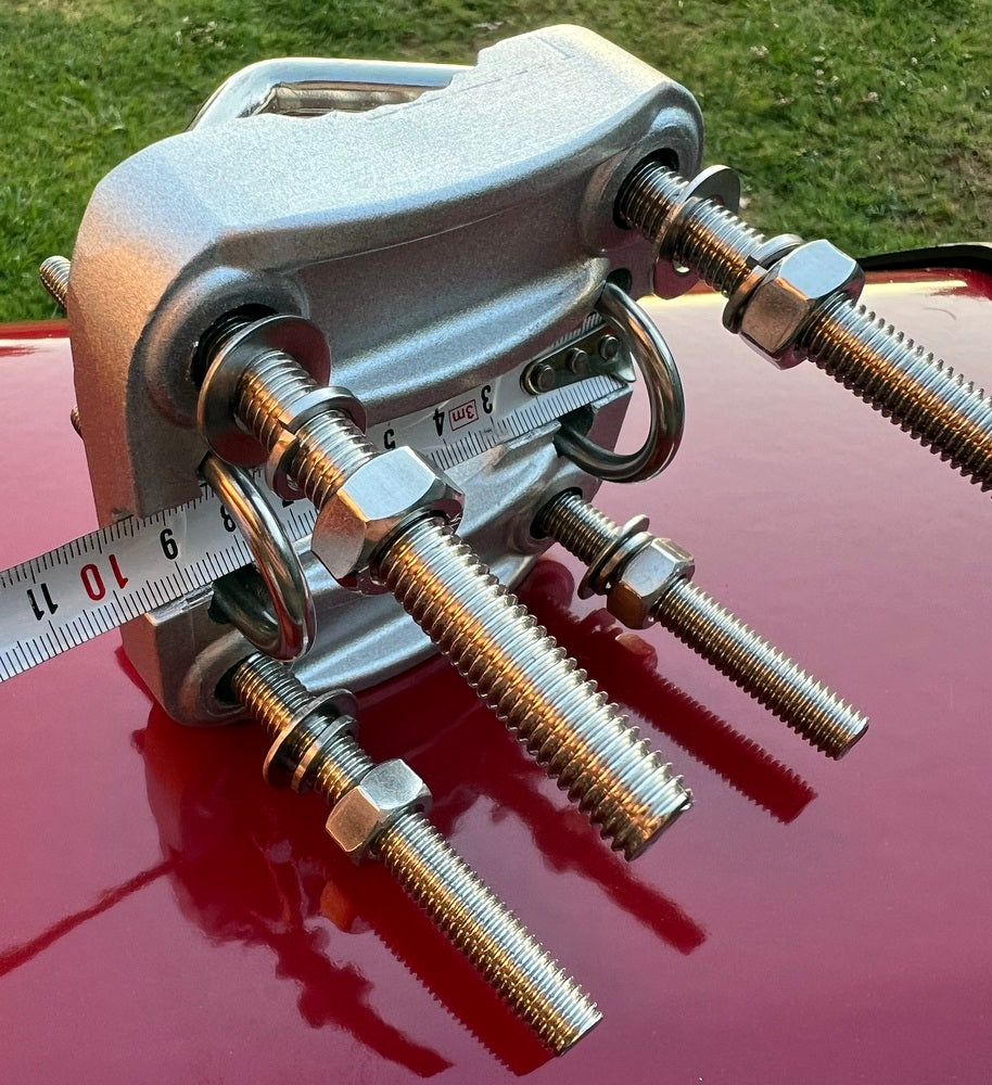 Base Station Antenna Crossover Mount - U-Bolts