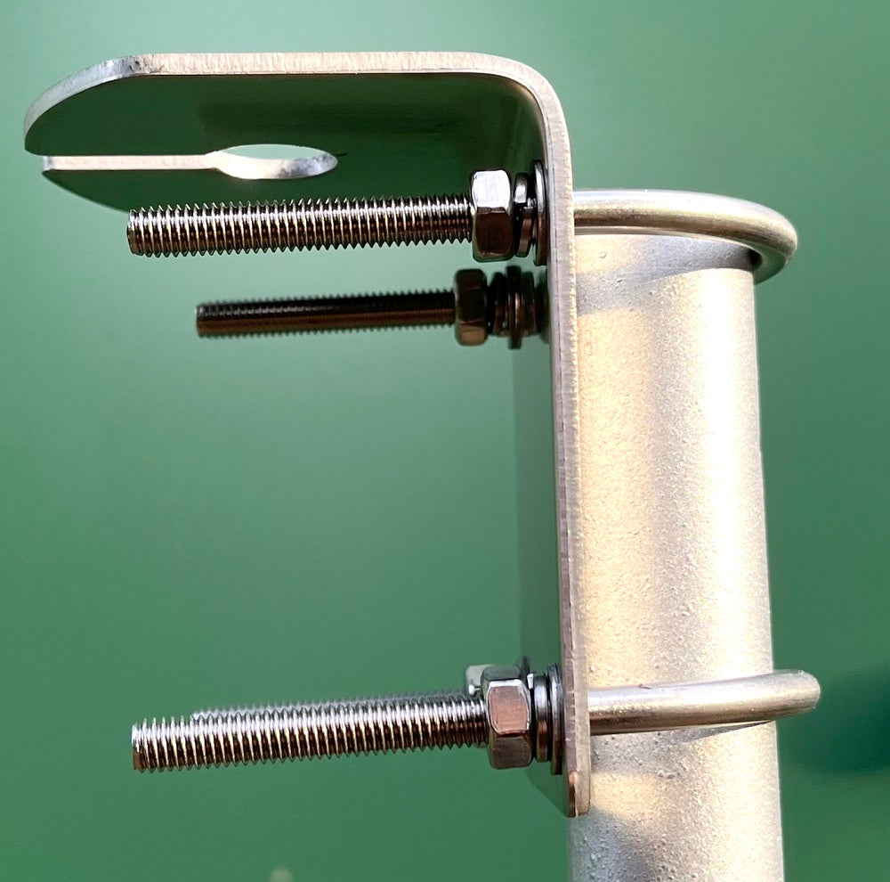 Antenna Mount Bullbar or Pole Mount Bracket