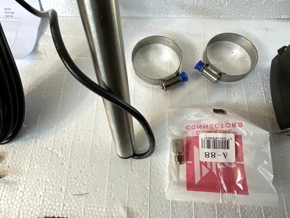 Base Antenna 850 - 2100Mhz Mobile Phone - PICK UP ONLY DUE TO SIZE