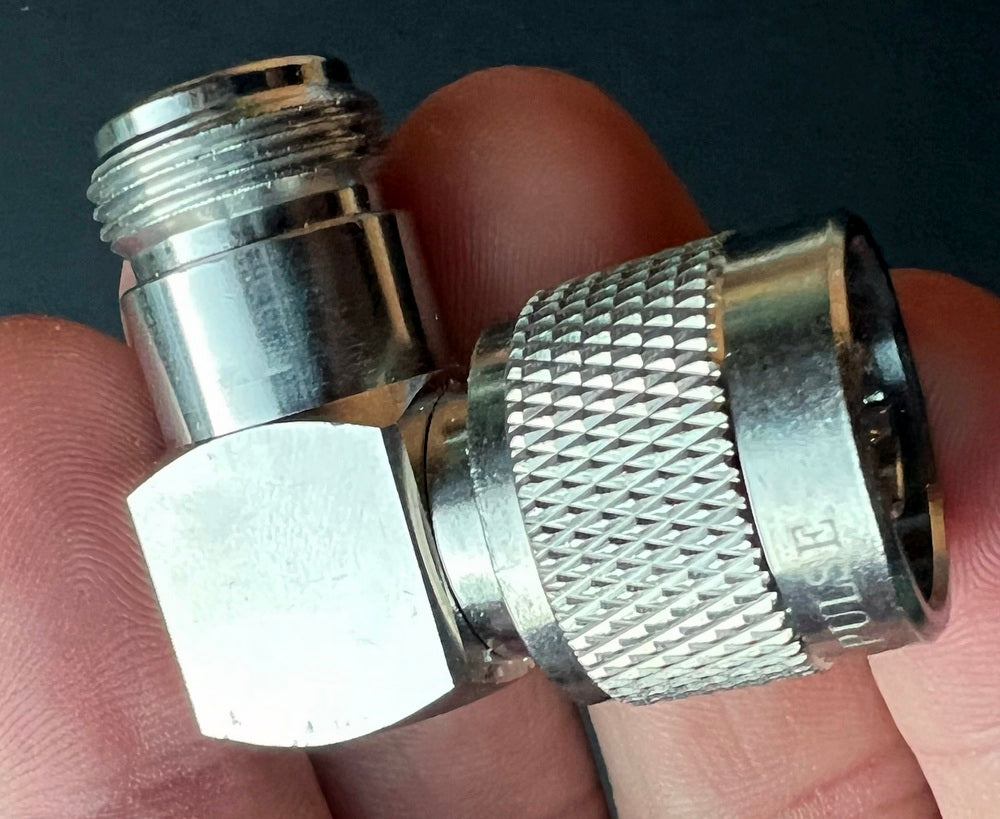 N Type Male to N Type Female Right Angle - Adapter Coax Plug