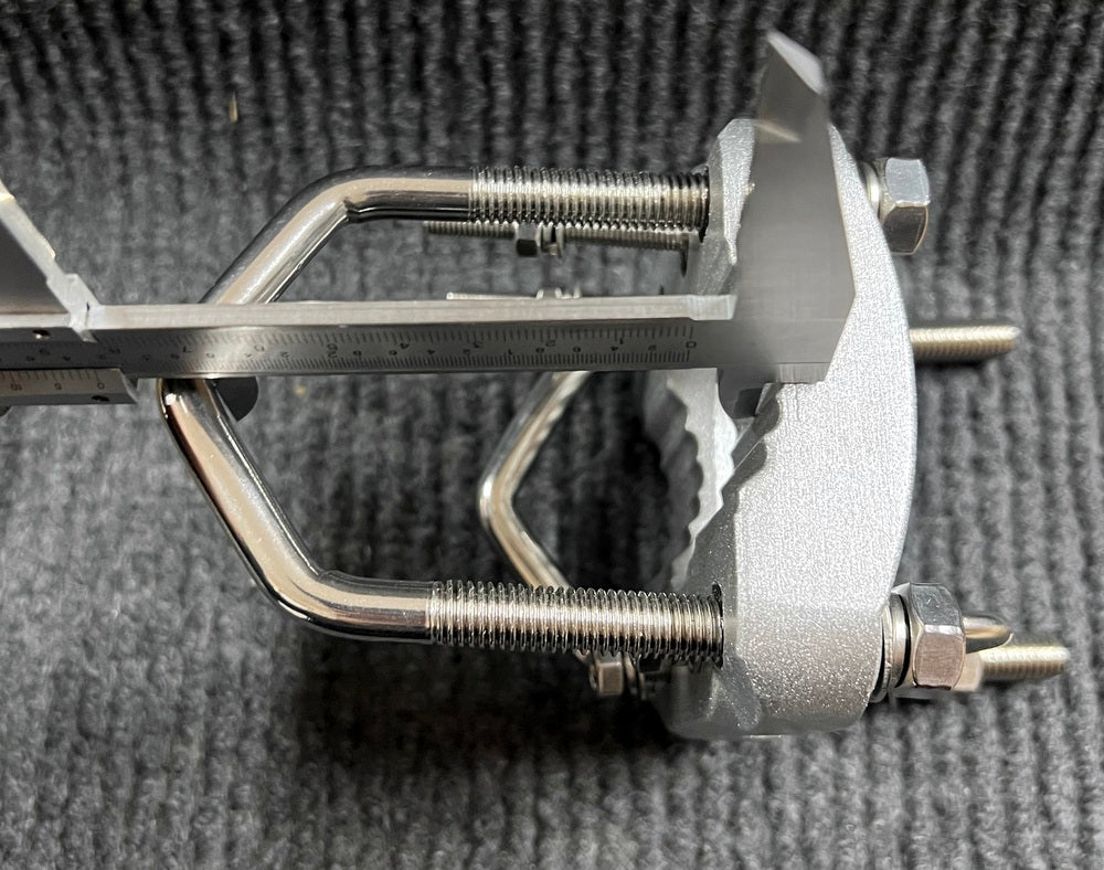 Base Station Antenna Crossover Mount - U-Bolts #1