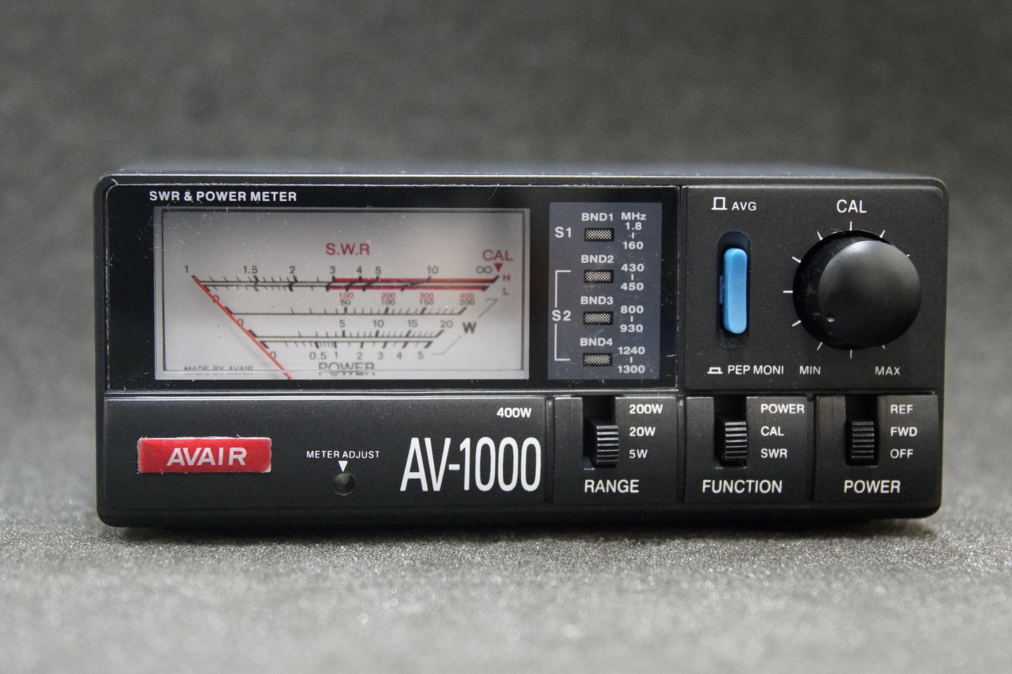 SWR Meter, VSWR Meter - AV1000 HF/VHF/UHF 1.8 to 1300Mhz