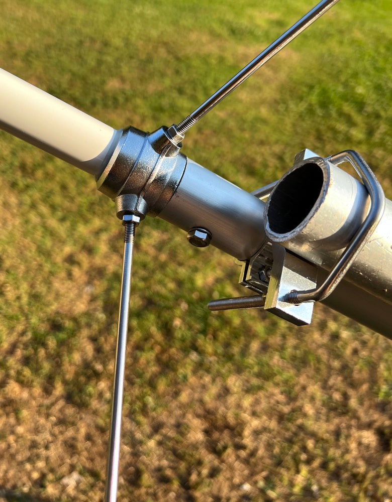 VHF Base Antenna 144-174Mhz 3 x Sections 4.6Mtr 7.8dBi **PRICE INCLUDES SHIPPING**