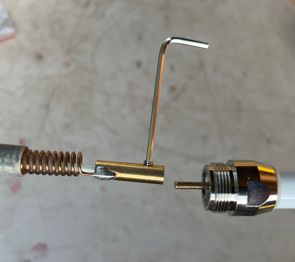 VHF Base Antenna 144-174Mhz 3 x Sections 4.6Mtr 7.8dBi **PRICE INCLUDES SHIPPING**