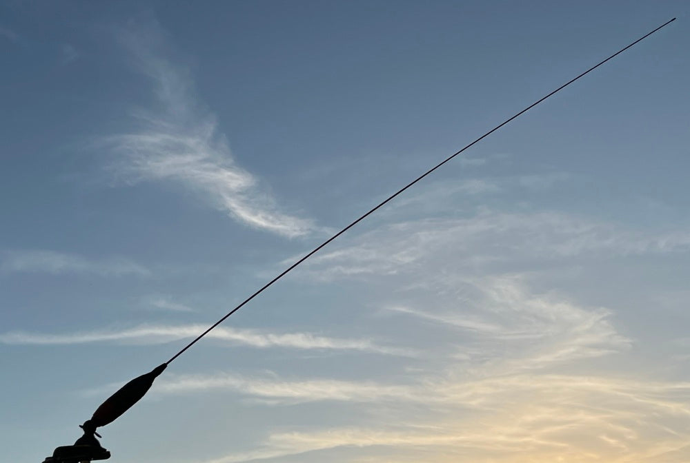 26-28Mhz CB Antenna 1.40 Meters Long Tilt Base + 4.5mtr cable + PL259 Standard Plug