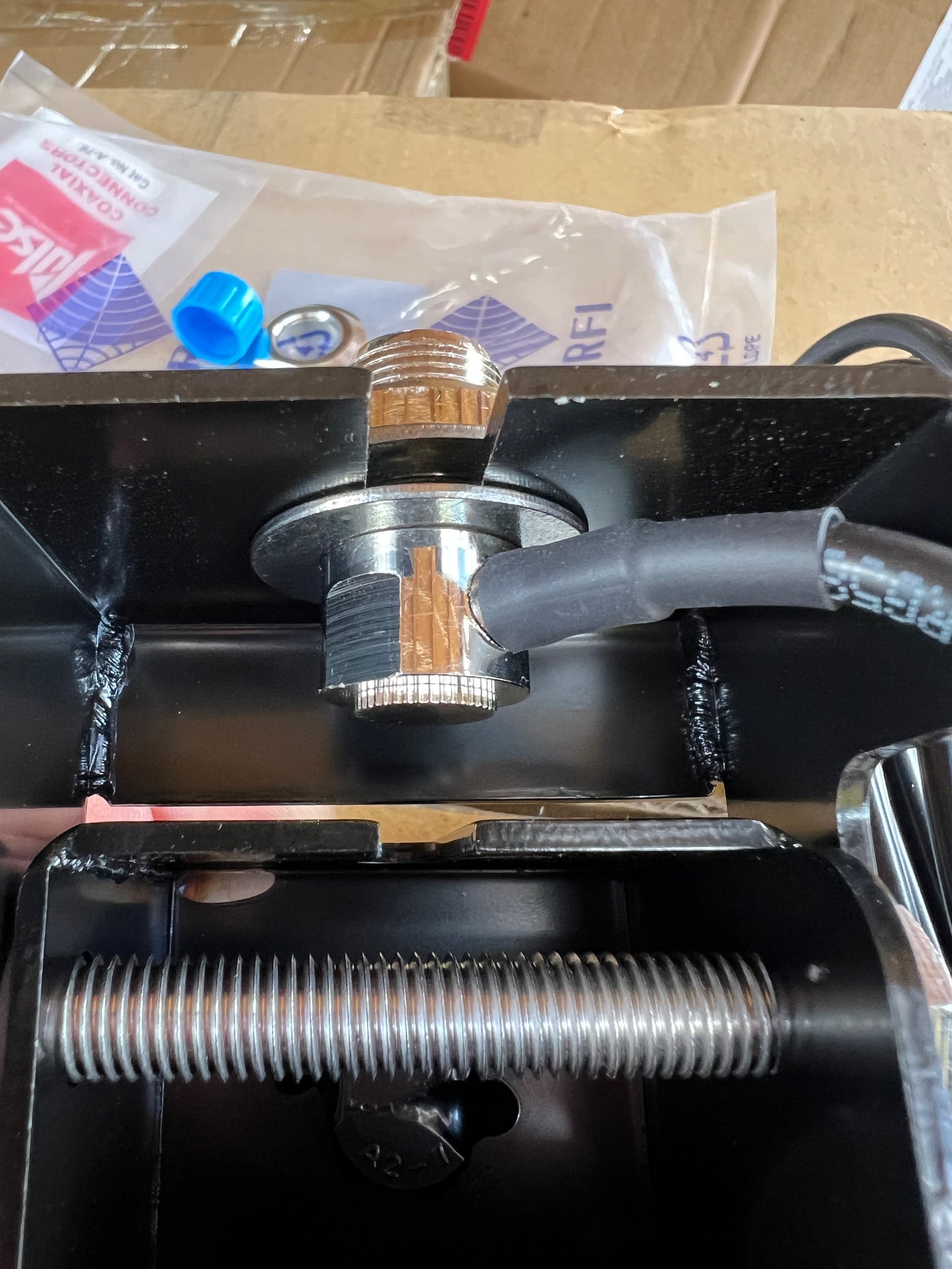 Heavy Duty Antenna Tilt Mount RAM#2 - Bull Bar Mount - Antenna Drop Mount