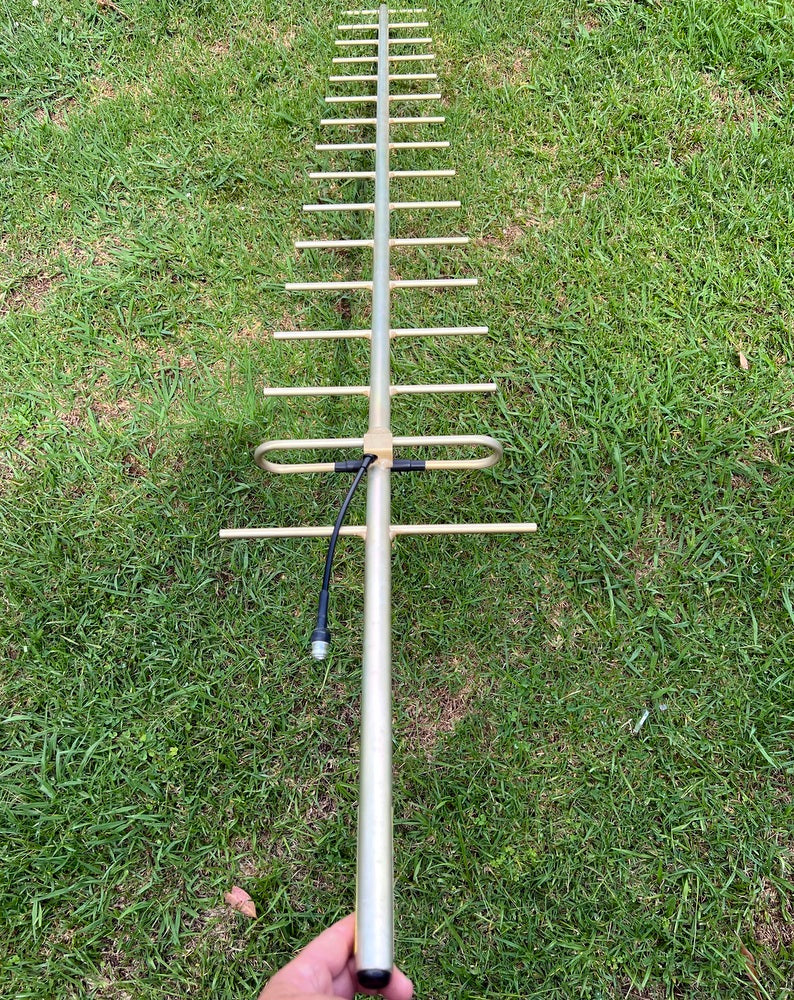 Base Antenna 470 - 490Mhz "The Beast" 16 Element UHF CB / RF Link  Yagi