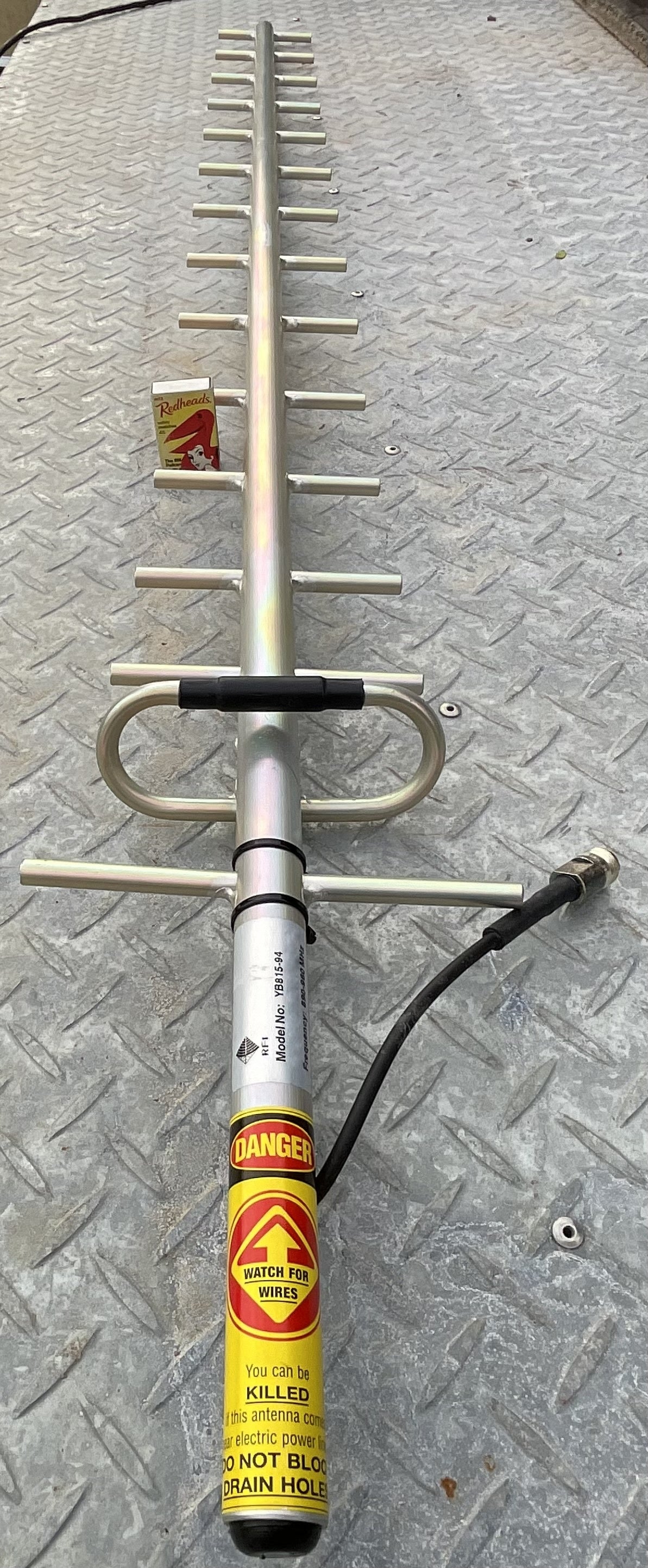 Base Yagi Antenna 890 - 960Mhz Mobile Phone / RF Link Yagi - PICK UP ONLY DUE TO SIZE