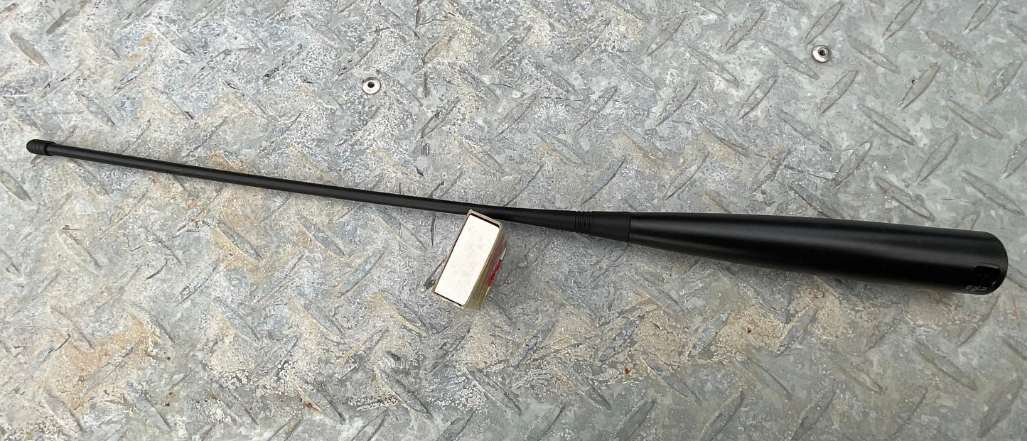 Combined VHF 148-174Mhz and UHF 400-470Mhz Mobile Antenna
