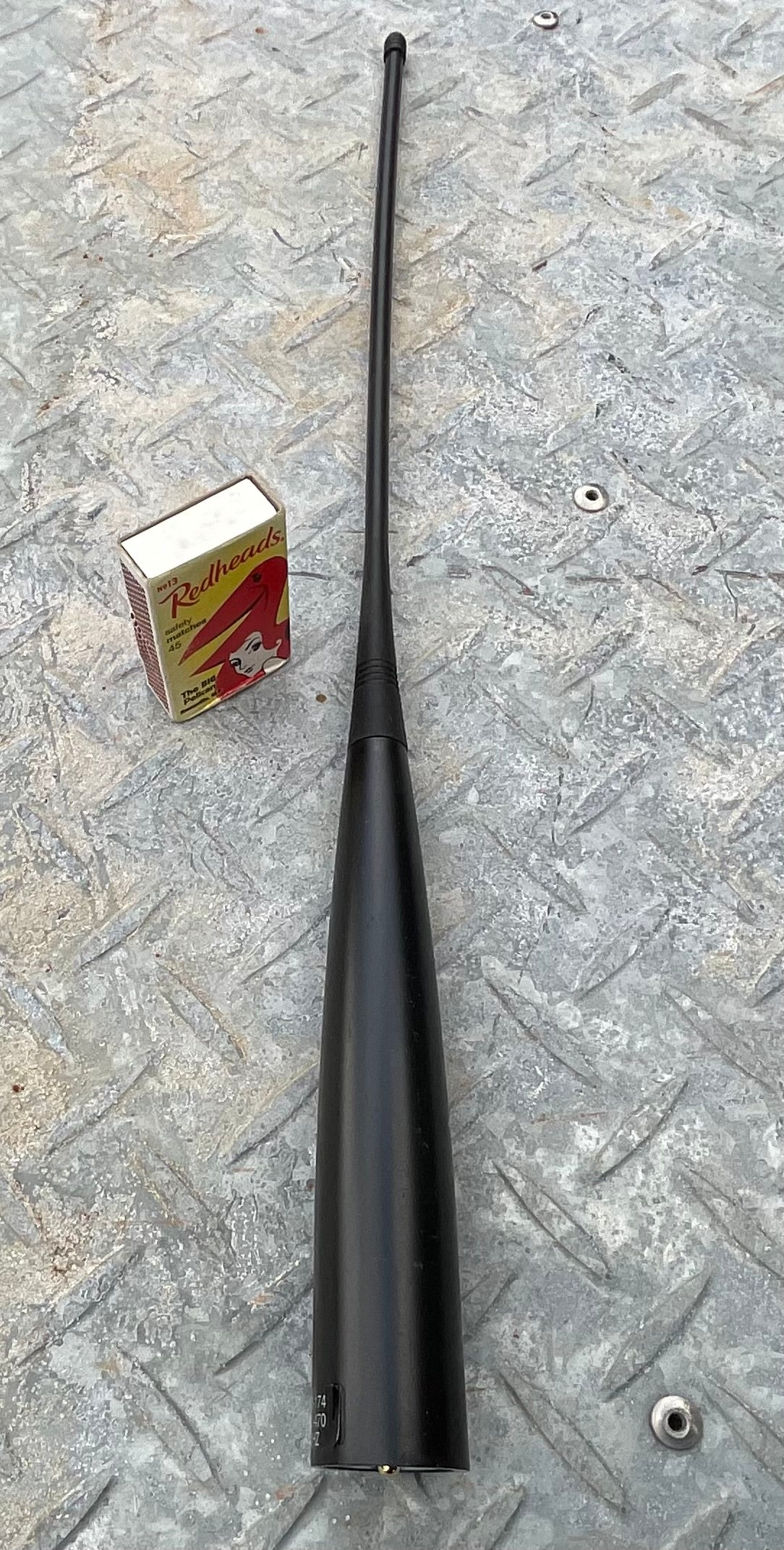 Combined VHF 148-174Mhz and UHF 400-470Mhz Mobile Antenna