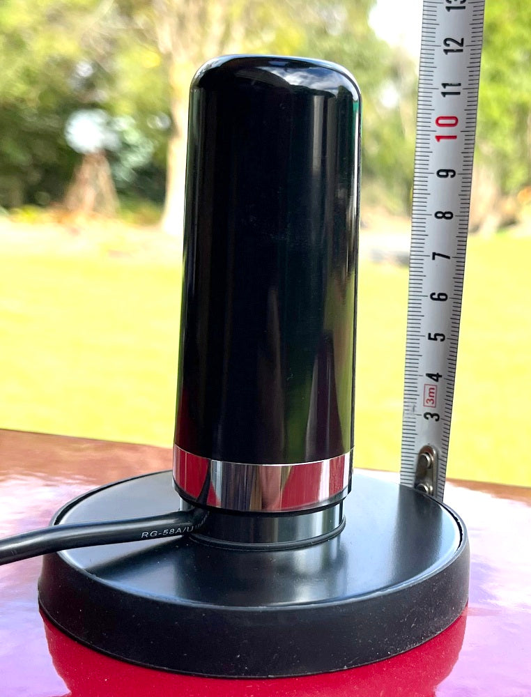 Dual Band 144 & 430Mhz Low Profile Antenna Complete with 90mm Magnetic Base, Lead, Plug and Adaptor
