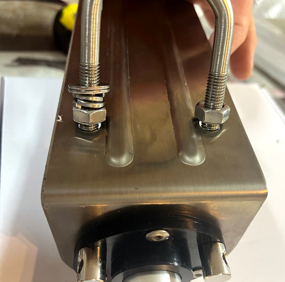 Base Station CB Antenna - 27Mhz CB Antenna 5.7Mtr Long (10Mtr 28-29Mhz*)