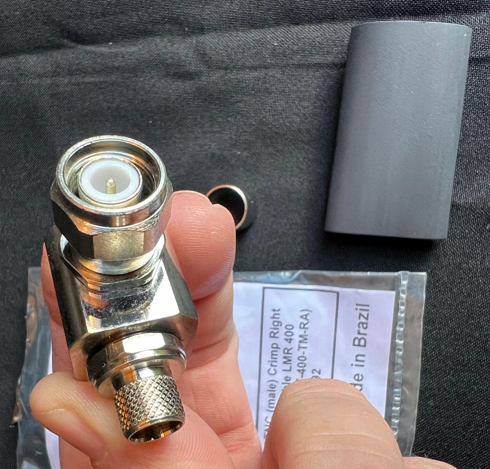 LMR400 TNC Male Right Angle Coax Plug