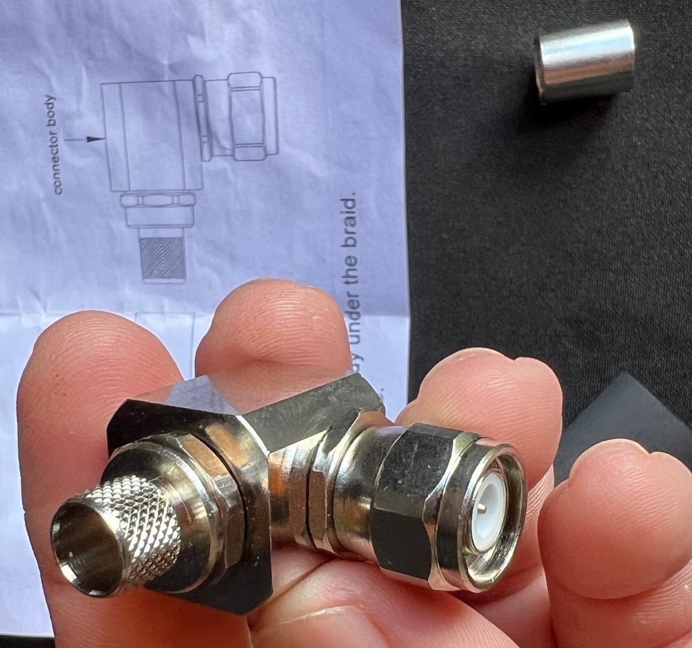 LMR400 TNC Male Right Angle Coax Plug