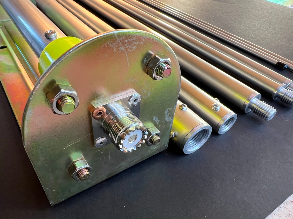 27Mhz Base Station CB Antenna - The Biggest and Longest 27Mhz HF CB Base Antenna 6.2 Metress