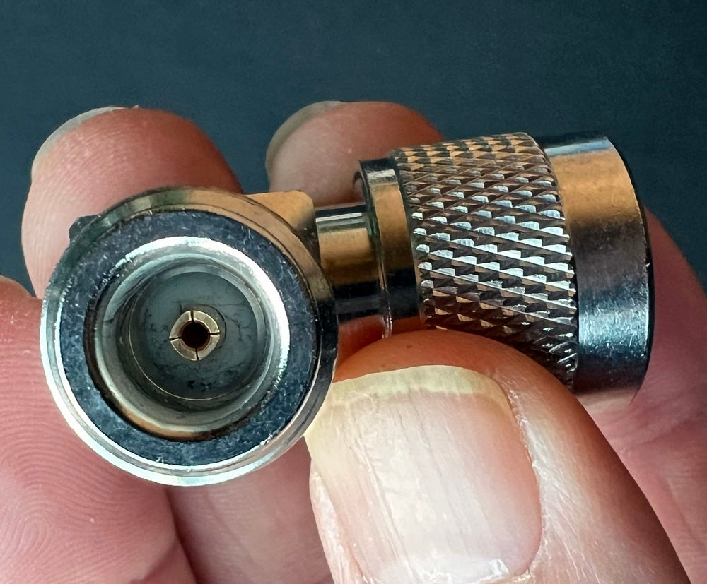 N Type Male to N Type Female Right Angle - Adapter Coax Plug