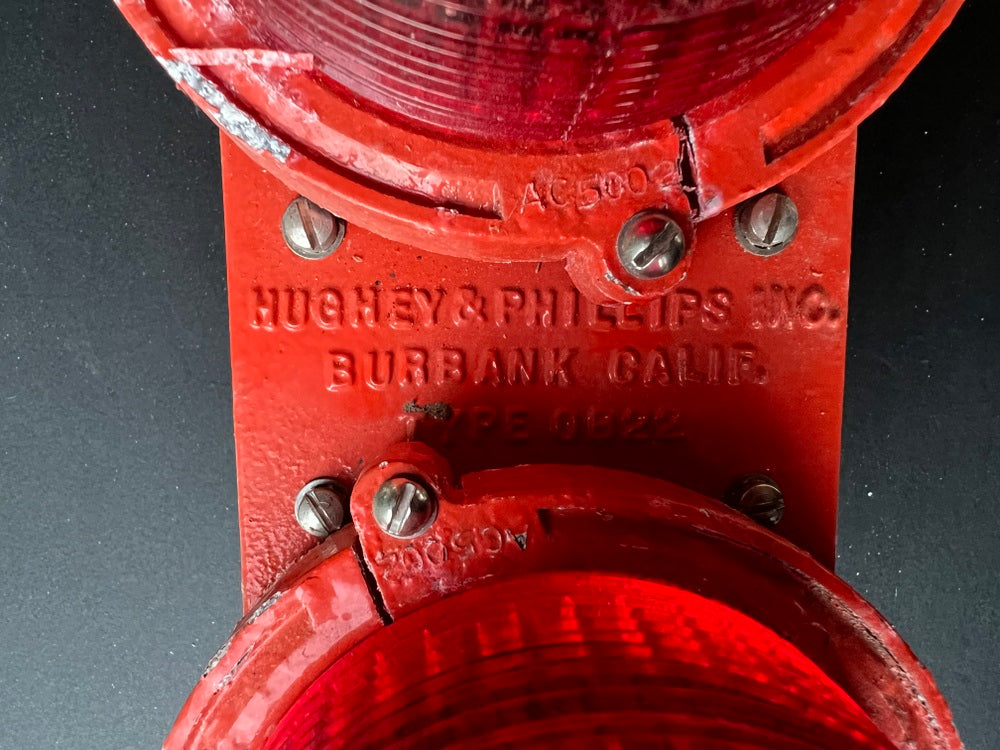 2nd Used - Tower Red Light - Aircraft Light