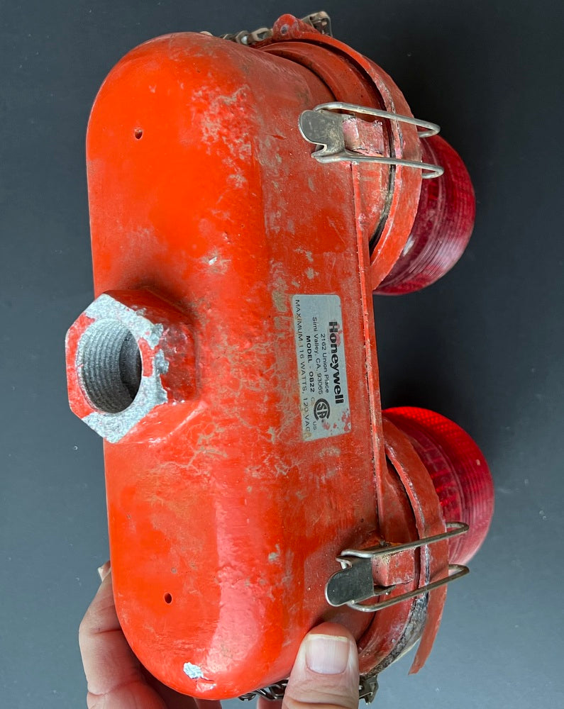 2nd Used - Tower Red Light - Aircraft Light