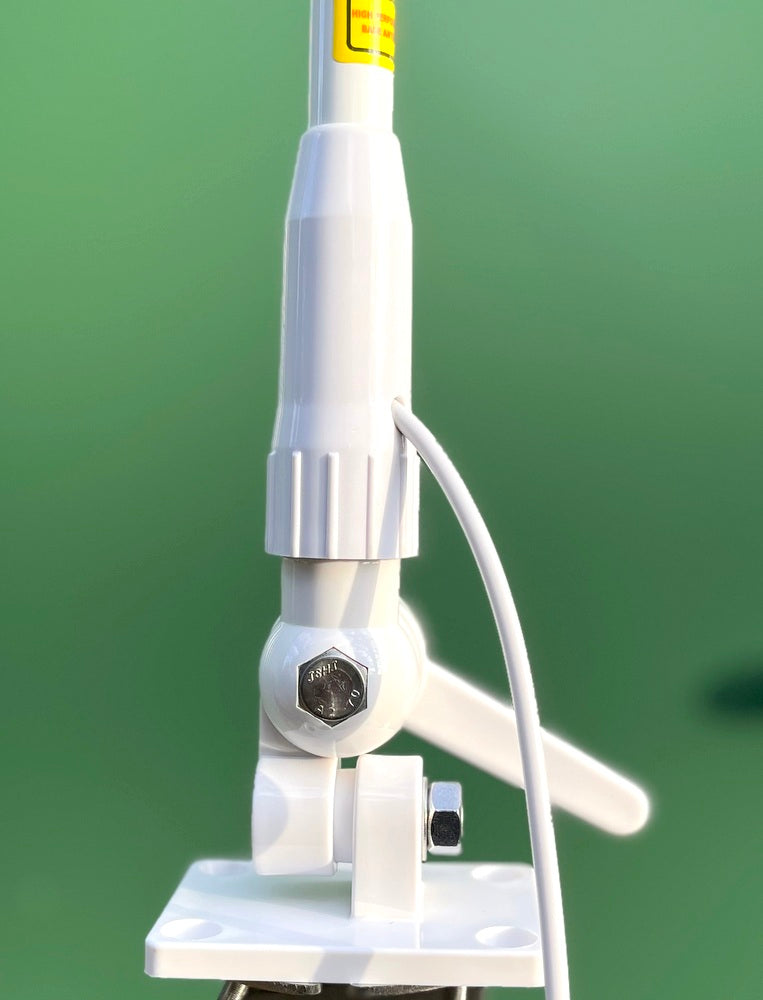 Marine Radio - Icom IC-M200 - VHF Marine Radio KIt with Antenna And Tilt Mount